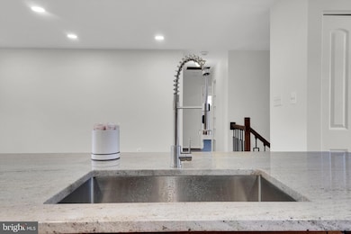 4224 Kinmount Rd, Lanham, MD 20706 - photo 7