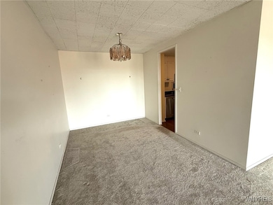 5854 Main St unit 403, Williamsville, NY 14221 - photo 4