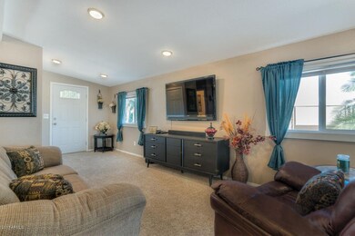 004-Family Room