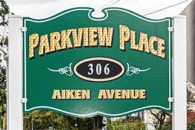 306 Aiken Ave unit 18, Lowell, MA 01850 - photo 2