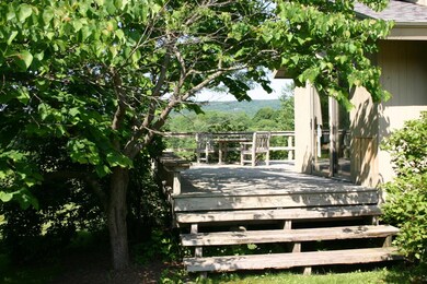Deck entrance