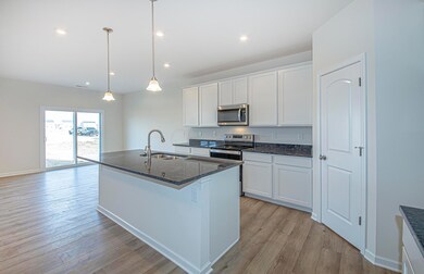 4 Kitchen