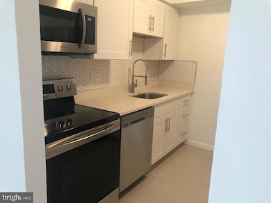 8865 Rollright Ct unit M, Columbia, MD 21045 - photo 3