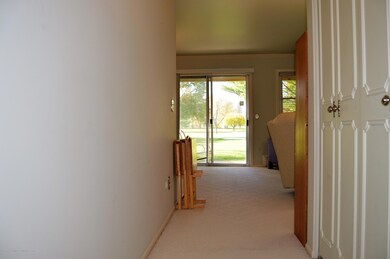 1730 Wellington Rd unit 1, Lansing, MI 48910 - photo 3