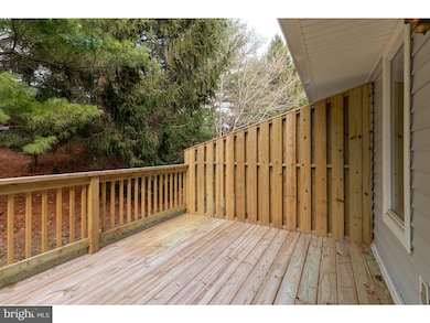 86 E Thomas Ct, Kennett Square, PA 19348 - photo 5