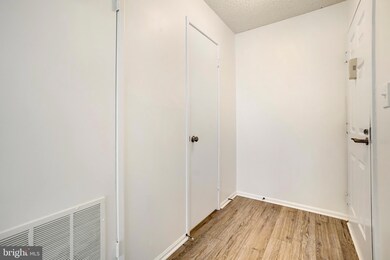 Montebello unit 707, Alexandria, VA 22303 - photo 2