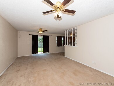 1933 W Vandalia St, Broken Arrow, OK 74012 - photo 4