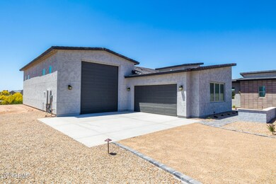 722 N Sun Rd-4