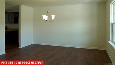 112 Harvest Pointe Dr unit 4, Statesville, NC 28677 - photo 2