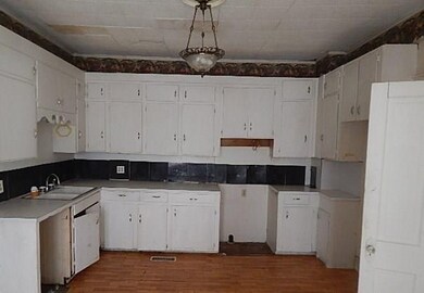 417 E Harrison Ave, Guthrie, OK 73044 - photo 7