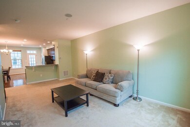 7214 Winding Hills Dr, Hanover, MD 21076 - photo 5