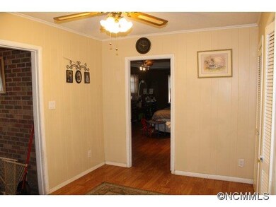 80 Mount Carmel Rd, Asheville, NC 28806 - photo 7