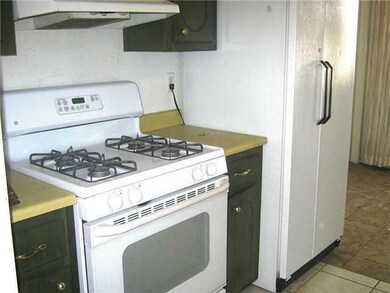 14799 Chazy Ct, Horizon City, TX 79928 - photo 4