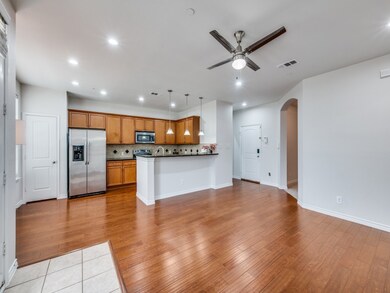 950 Henderson St, Fort Worth, TX 76102 - photo 4