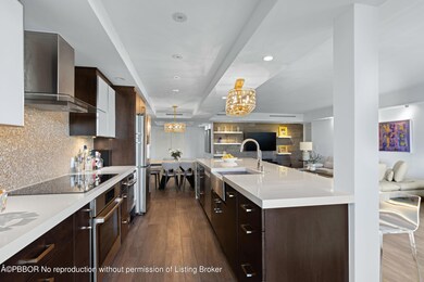 Gourmet Kitchen