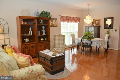 137 Oxbow Dr, Strasburg, VA 22657 - photo 6