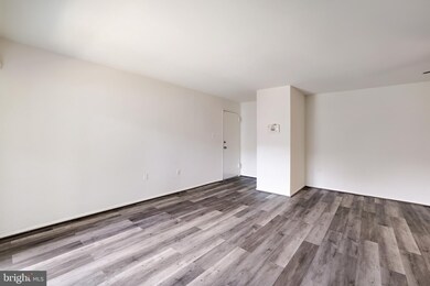 11372 Cherry Hill Rd unit 202, Beltsville, MD 20705 - photo 6
