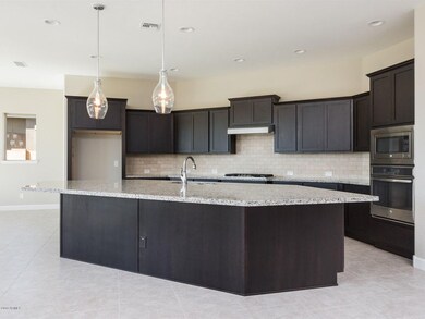 007_Gourmet Kitchen