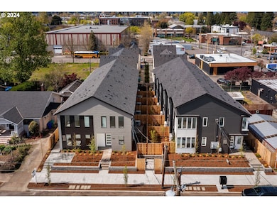 7461 N Mohawk Ave unit 6, Portland, OR 97203 - photo 4