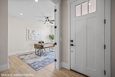 Flex Room Entry