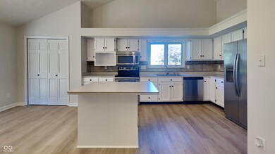 7765 Wooden Shoe Cir, Avon, IN 46123 - photo 5