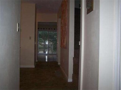 8 Lamplighter Ln, South Easton, MA 02375 - photo 2