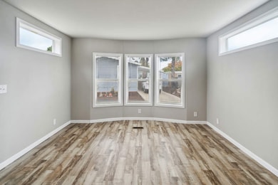 2200 Lancaster Dr SE unit 11A, Salem, OR 97317 - photo 2