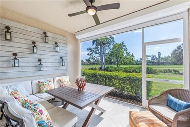 Lanai with ceiling fan