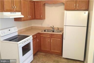 136 N Place Ln unit 8, Strasburg, VA 22657 - photo 3