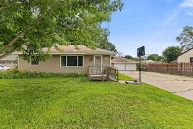 8385 E River Rd NW, Coon Rapids, MN 55433 - photo 3