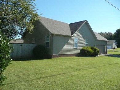 VIEW OF LARGE SIDE YARD
