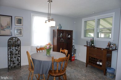 813 Colwell Rd, Swarthmore, PA 19081 - photo 5