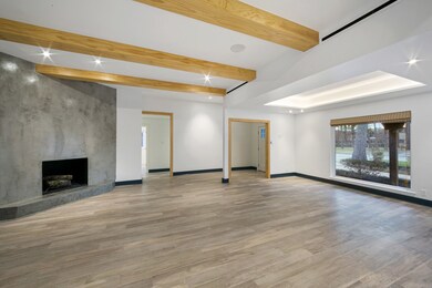 1406 Lynnview Dr, Houston, TX 77055 - photo 7