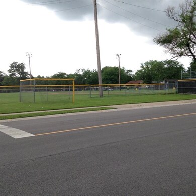 717 N Harvey St, Griffith, IN 46319 - photo 5