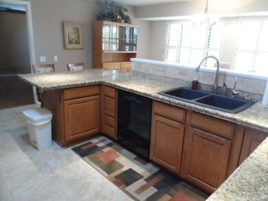 OPEN UPGRADED KITCHEN
