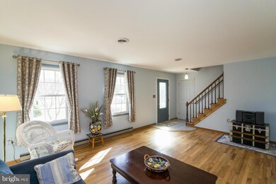 10994 Horseshoe Dr, Frederick, MD 21701 - photo 5