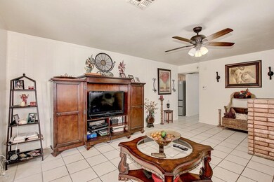 Earll - 4832 (6)