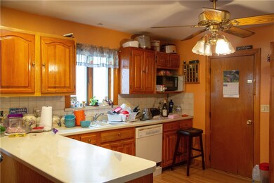 62 Rhode Island Ave, Pawtucket, RI 02860 - photo 6