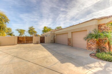 3 Car Garage