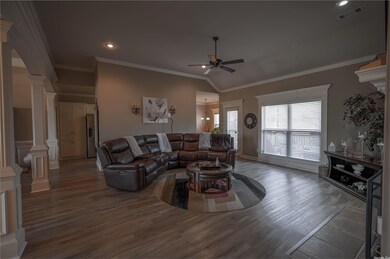 156 Maumelle Valley Dr, Maumelle, AR 72113 - photo 4