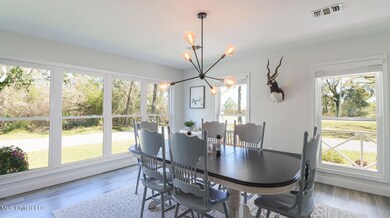 1579 East 2nd-66023