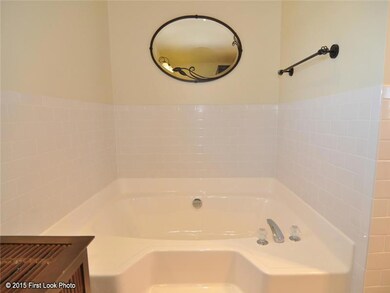 16 Lowell St, Tiverton, RI 02878 - photo 6