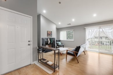 1500 Canbury Ct unit 11373, Wheeling, IL 60090 - photo 3