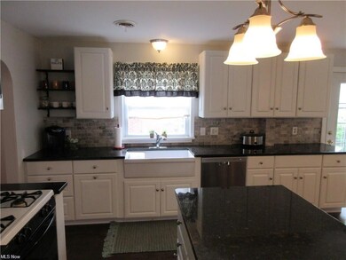 2151 Rockefeller Rd, Wickliffe, OH 44092 - photo 7