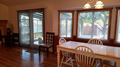 Nook dining 1