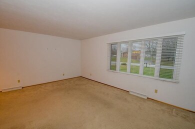 53181 Crestview Dr, South Bend, IN 46635 - photo 2