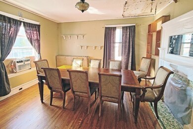 61 Wayland St, Dorchester, MA 02125 - photo 4