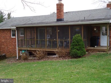 1104 Cape Ct, Sykesville, MD 21784 - photo 4