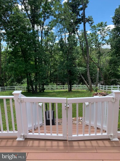 222 Pleasantview Ave, Schwenksville, PA 19473 - photo 7