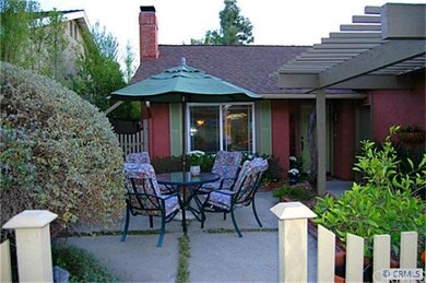 Beautiful peaceful setting in the front great plac
